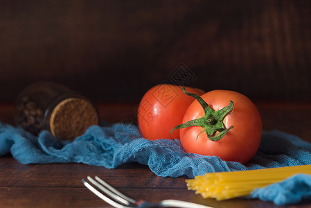 番茄意大利食材面组合背景图片