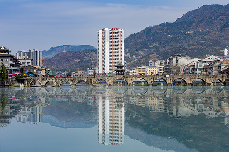 小镇河流内地高清图片