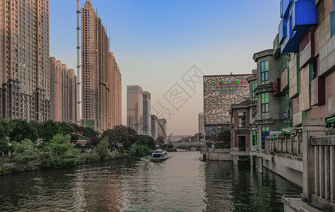 武汉东湖汉街高清图片