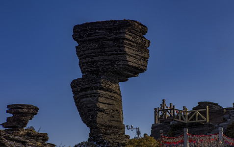 梵净山蘑菇石背景