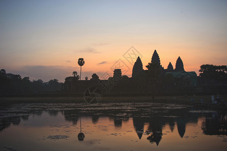 柬埔寨小吴哥日出背景图片