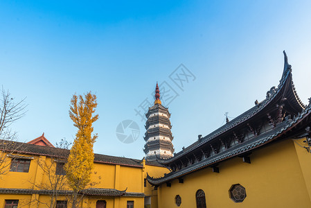 长江边的寺庙安徽安庆迎江寺高清图片