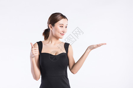 青年职业女性举大拇指图片