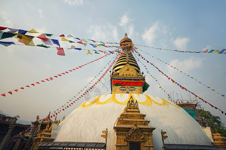 寺庙经幡尼泊尔猴庙佛塔背景