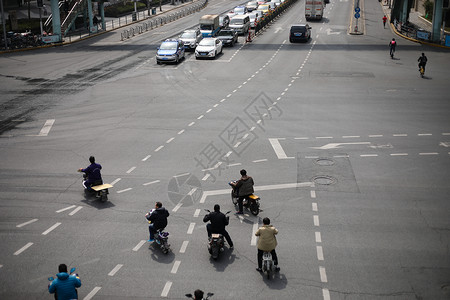 自行车道路非机动车左转弯通行背景