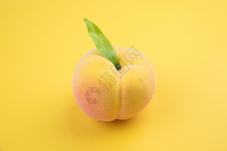 仿真水果桃子背景图片