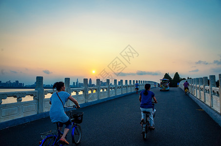 单车通行道武汉东湖绿道美景背景