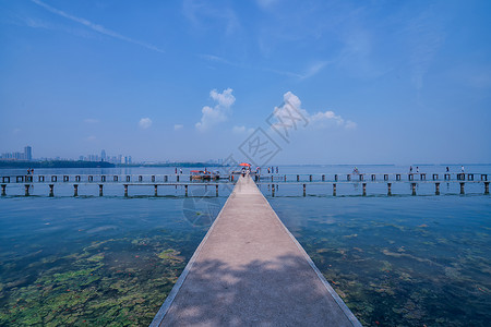 武汉东湖凌波门图片