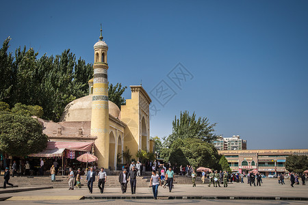 新疆喀什艾提尕尔大清真寺广场高清图片素材