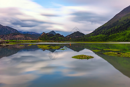 西藏然乌湖倒影风景高清图片素材