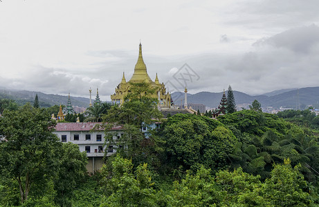 小区园景西双版纳佛塔背景