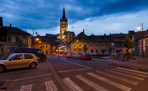 欧洲城市古建筑夜景锡比乌高清图片素材