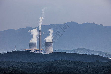 污染排放巨型烟囱背景