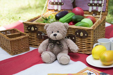 户外野餐水果玩具夏天高清图片素材