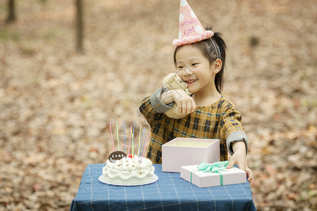 可爱的女孩子女孩过生日背景