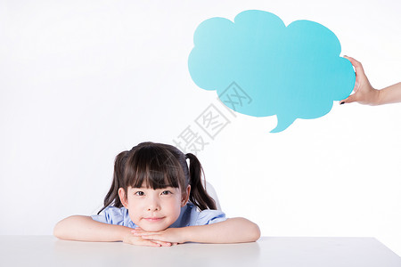 手绘可爱对话框小女孩儿童教育对话框背景