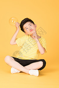 想象气泡拿着电灯泡思考想问题想象的儿童背景