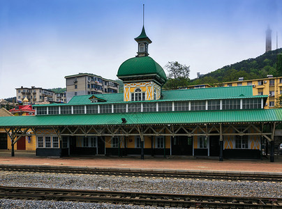大连地标建筑旅顺火车站背景