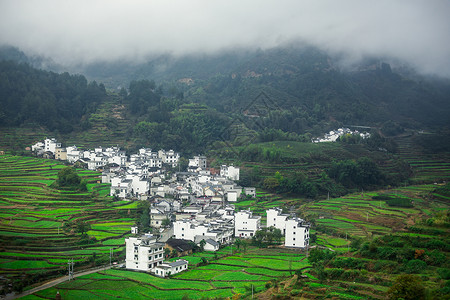 安徽烟雨村落背景图片