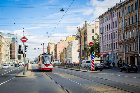 圣彼得堡街景俄罗斯交通有轨电车背景