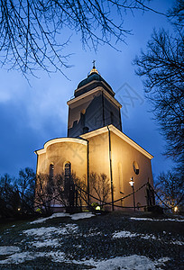 芬兰堡晨曦中的教堂图片