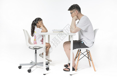 沟通亲子父亲和女儿面对面背景