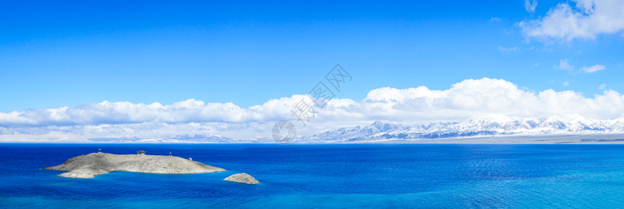 伊宁新疆赛里木湖全景图背景