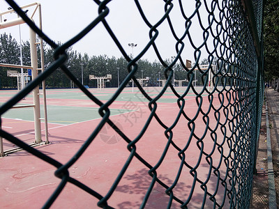 篮球场围栏齐鲁工业大学校园背景