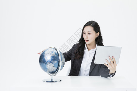 商务女性全球互联网网络图片