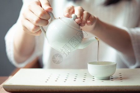 茶艺文化倒茶图片