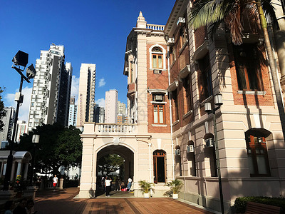 书香气十足的香港大学教学楼背景