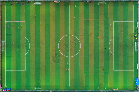 俯瞰标准足球场高清图片