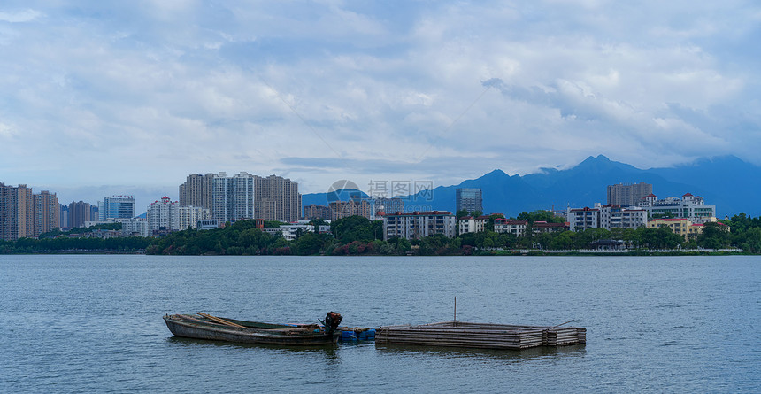 庐山脚下九江甘棠湖景图片