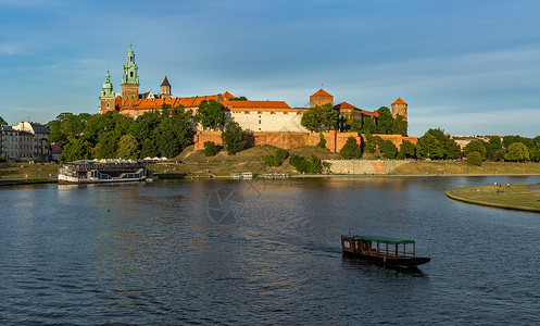 波兰克拉科夫著名旅游景点瓦维尔皇家城堡背景