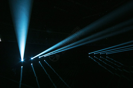 舞台灯光蓝色射灯高清图片