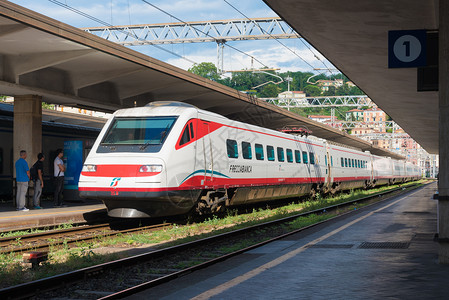 意大利的火车站图片