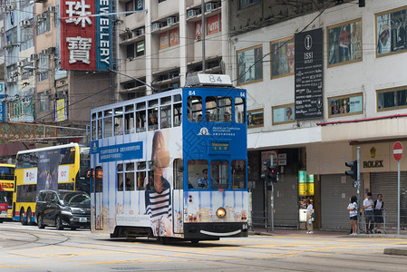 香港街头叮叮车图片