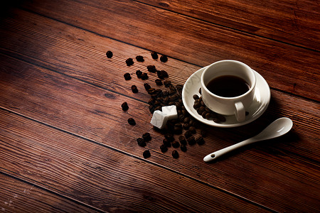 泡咖啡用的方糖高清图片