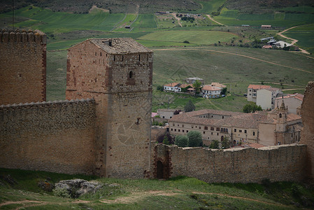 西班牙阿拉贡地区莫里纳古城堡高清图片
