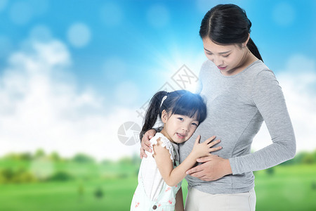 抱着女儿母亲迎接二胎设计图片