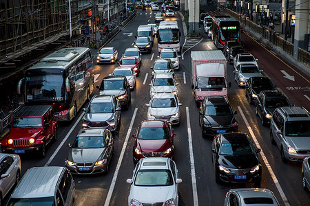 道路交通繁忙高清图片