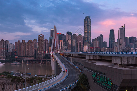 重庆市千厮门大桥火烧云景色背景图片