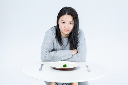 胖女生节食背景图片