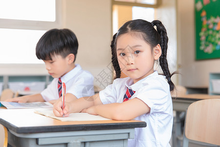 写字课小学生写作业背景