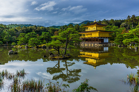 日本京都金阁寺古代建筑高清图片素材