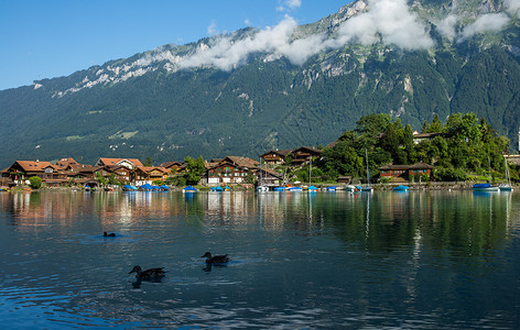 唯美湖光山色瑞士旅游景点因特拉肯湖风光背景