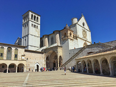 意大利阿西西圣方济圣殿大教堂高清图片