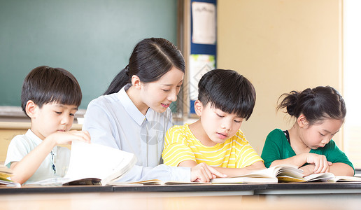 小学生师生教育高清图片