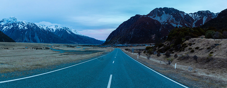 新西兰雪山公路图片