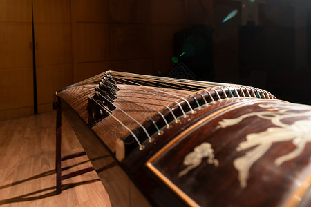 中国民族器乐古筝背景